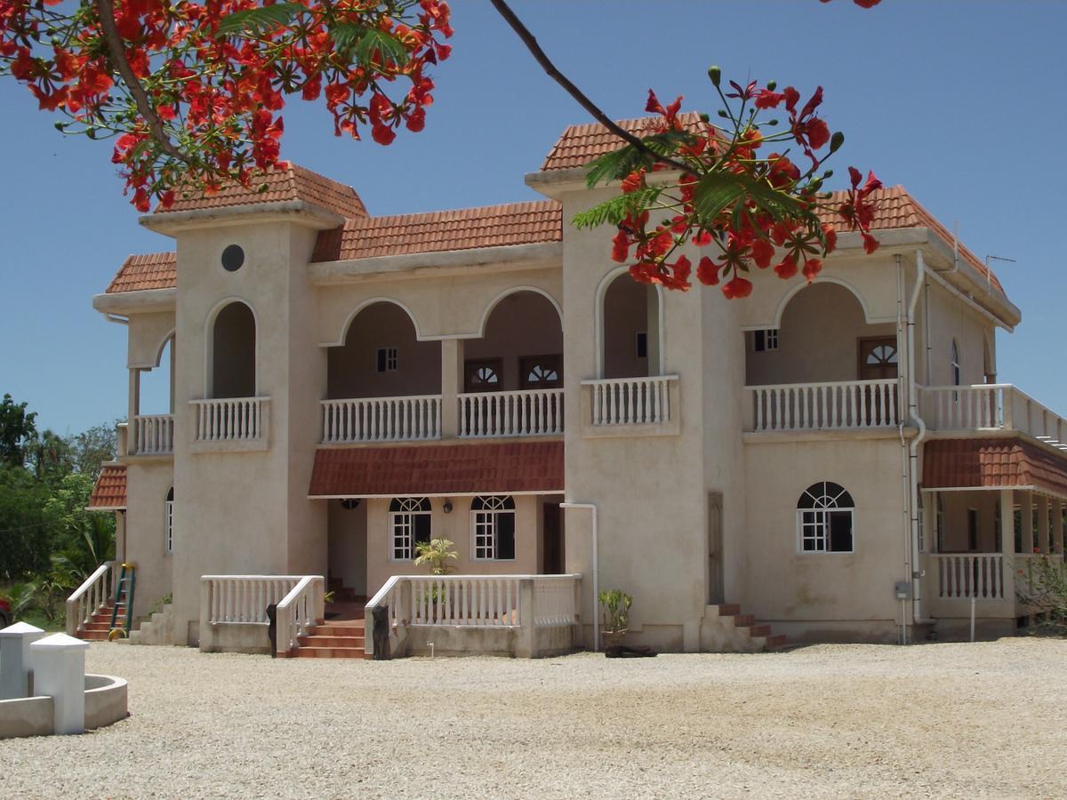 Serenity Sands Corozal Εξωτερικό φωτογραφία