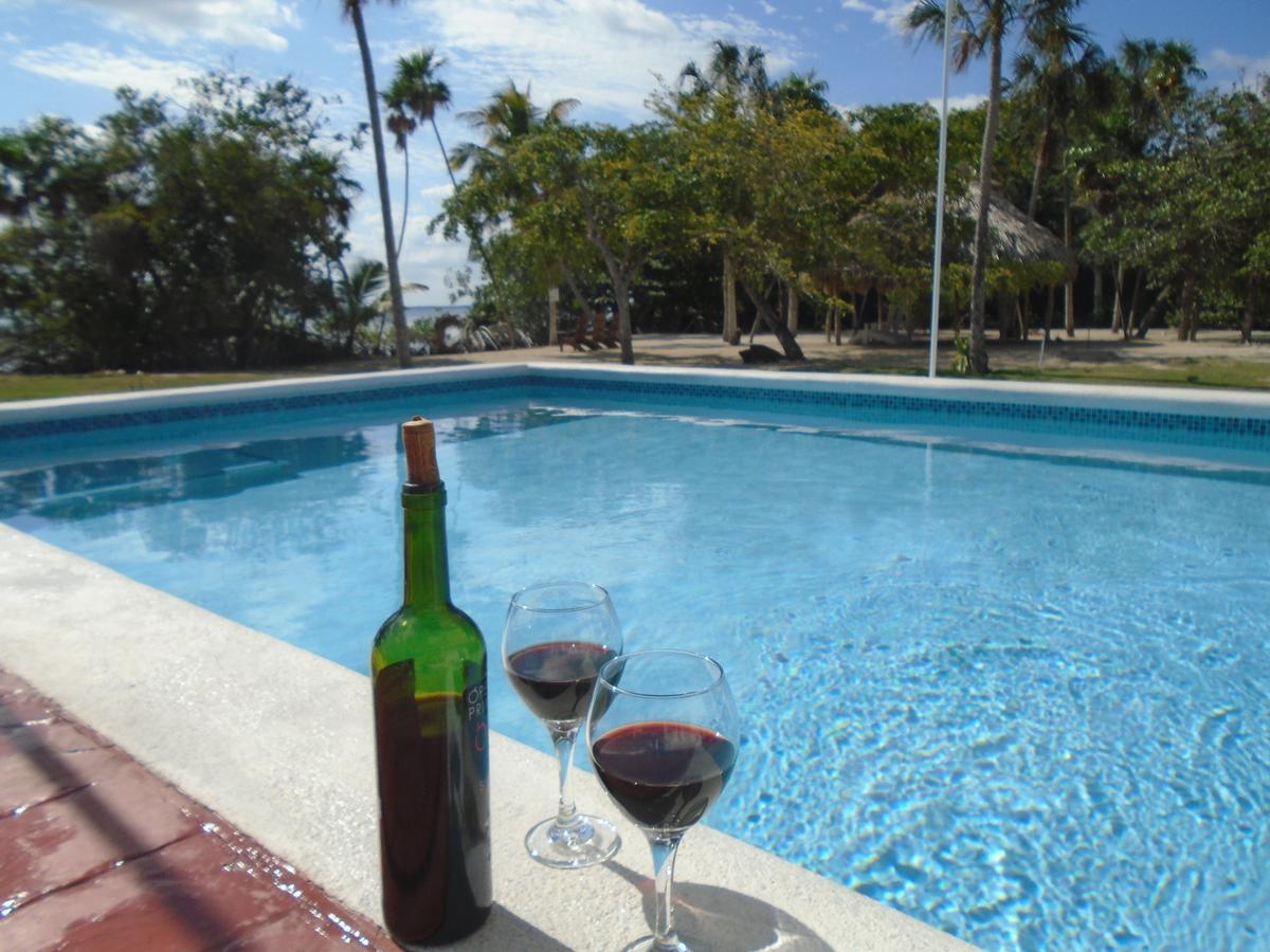 Serenity Sands Corozal Εξωτερικό φωτογραφία
